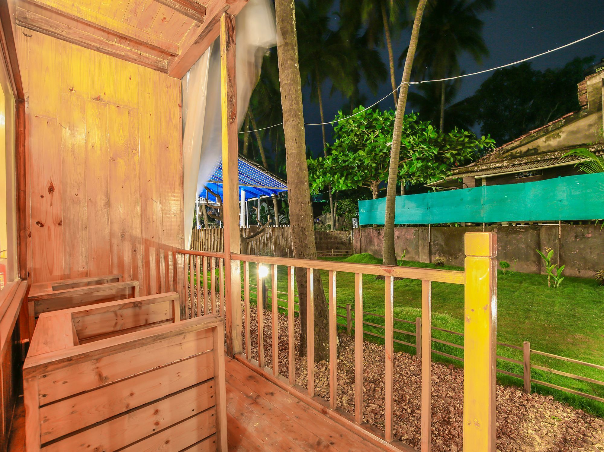 Oyo 19172 Sea View Wooden Cottages อันจูนา ภายนอก รูปภาพ